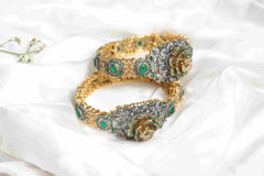 Midnight emerald Kaara